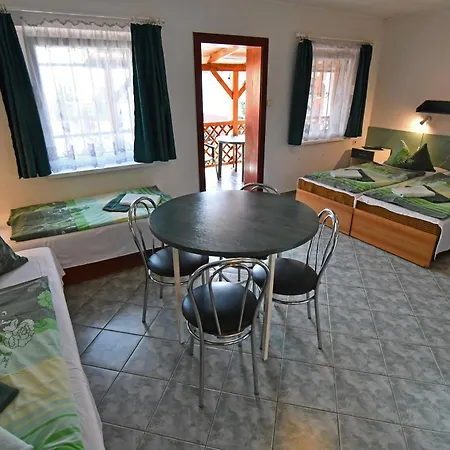 Tilia Apartment