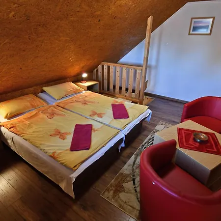 Tilia Apartment